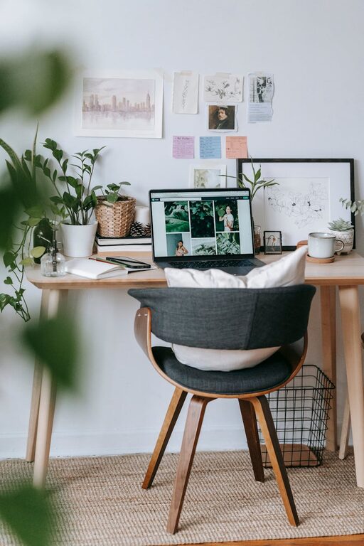 Tips for Creating a Cozy and Productive Home Office Space